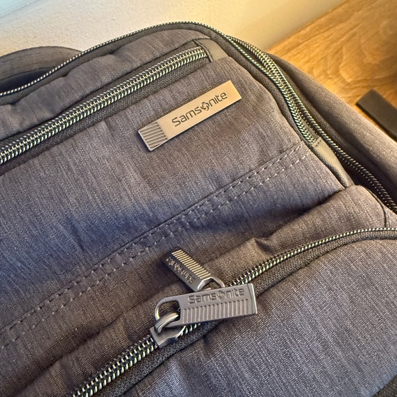 Samsonite Modern Utility Double Shot Backpack, Charcoal Heather, Ripstop Polyest - Picture 3 of 8